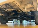５速マニュアル　副変速機　デフロック　荷台ライト　テールゲートチェーン　スピーカー一体型ＡＭ／ＦＭラジオ　エアコン　パワーステアリング（千葉県）の中古車
