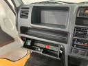 ５速マニュアル　副変速機　デフロック　荷台ライト　テールゲートチェーン　スピーカー一体型ＡＭ／ＦＭラジオ　エアコン　パワーステアリング（千葉県）の中古車