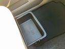 ＣＤ・ＡＭ／ＦＭラジオ・ＡＵＸ接続　衝突被害軽減ブレーキ　横滑り防止装置　空転防止装置　ＡＢＳ　アイドリングストップ　パワーウィンド　電動格納ドアミラー　スモークガラス　キーレスエントリー　後ワイパー（千葉県）の中古車