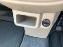 コーナーセンサー　ＣＤ／ＡＭ／ＦＭラジオ　ＡＵＸ接続　アイドリングストップ　オートエアコン　キーレスエントリー　スモークガラス　盗難防止アラーム　ハロゲンヘッドランプ　足踏み式パーキングブレーキ（千葉県）の中古車