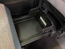 置きラクボックス　ホットカップホルダー　前席シートヒーター　ホールド機能付き電動パーキングブレーキ　前後コーナーセンサー　オートライト　オートハイビーム　ＬＥＤヘッドライト　ショッピングフック（千葉県）の中古車