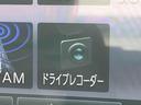 ９型ナビ／地デジ／ＤＶＤ／ＢＴ／ＵＳＢ　Ｂカメラ　前後ドラレコ　ＥＴＣ　ワイヤレス充電器　ＬＥＤヘッドランプ　オートライト　ＡＤＢ　コーナーセンサー　シートヒーター　電動駐車ブレーキ　プッシュスタート（千葉県）の中古車