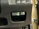 フルセグナビ　ＵＳＢ接続　ブルートゥース対応　ＥＴＣ　オーバーヘッドコンソール　右リヤコートフック付きアシストグリップ　助手席シートアンダートレイ　チルトステアリング　運転席シートリフター（千葉県）の中古車