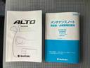 衝突被害軽減ブレーキ　横滑り防止装置　アイドリングストップ　マニュアルレベリング機能付ハロゲンヘッドライト　ＣＤラジオチューナー　ＡＵＸ接続　運転席シートヒーター　キーレスエントリー（千葉県）の中古車