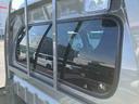 ナビ／ＢＴ／ＵＳＢ／ラジオ　４ＷＤ　５速ＭＴ　前後ドラレコ　荷台三方開　ＬＥＤ荷台作業灯　リヤスモークガラス　デフロック　ＬＥＤヘッドランプ　オートライト　サイドレバー式駐車ブレーキ　アシストグリップ（千葉県）の中古車