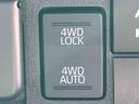 ４ＷＤ　ＣＶＴ　荷台三方開　リヤ４枚リーフ　ＬＥＤ荷台作業灯　リヤデフロック　バッテリーカバー　ハロゲンヘッドランプ　大型ヘッドレスト　サイドレバー駐車ブレーキ　アシストグリップ　衝突被害軽減ブレーキ（千葉県）の中古車