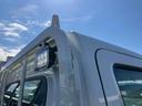 ４ＷＤ　５速ＭＴ　荷台三方開　リヤ４枚リーフ　ＬＥＤ荷台作業灯　バッテリーカバー　リヤデフロック　ＡＣ／ＰＳ　ハロゲンヘッドランプ　大型ヘッドレスト　サイドレバー式駐車ブレーキ　アシストグリップ（千葉県）の中古車