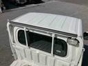 荷台ライト　リヤ４枚リーフスプリング　リヤデフロック　副変速機　スピーカー一体型ＡＭ／ＦＭラジオ　エアコン　パワステ　左右サンバイザー　運転席エアバッグ　最大積載量３５０ｋｇ（千葉県）の中古車