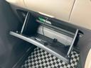 ナビ／ＴＶ／ＤＶＤ／ＢＴ／ＵＳＢ　オートＡ／Ｃ　アイドリングストップ　電動格納ドアミラー　シートリフター　チルトステアリング　キーフリーシステム　盗難防止警報　ハロゲンヘッドランプ　足踏式駐車ブレーキ（千葉県）の中古車