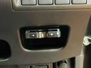 フルセグナビ　ＵＳＢ接続　ブルートゥース対応　ＴＶナビキット　ＥＴＣ　衝突被害軽減ブレーキ　横滑り防止装置　オーバーヘッドコンソール　プッシュエンジンスタート　キーフリーシステム　オートライト（千葉県）の中古車