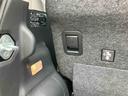 衝突軽減装置　ＣＤ／ＵＳＢ／ＡＵＸ　ＬＥＤヘッドライト　オートライト　トップシェイドガラス　シートリフター　キーフリーシステム　盗難防止アラーム　イモビライザー　アルミホイール　スモークガラス（千葉県）の中古車