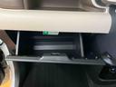 ＣＤラジオチューナー　ＵＳＢ接続　ＡＵＸ接続　ＥＴＣ　置きラクボックス　運転席シートヒータ　ウインドシールドディアイサー　助手席シートバックポケット＋ショッピングフック　助手席シートアンダートレイ（千葉県）の中古車