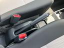 ＣＤチューナー／ＢＴ／ＵＳＢ／ＡＵＸ　衝突被害軽減ブレーキ　前後コーナーセンサー　オートライト　オートハイビーム　キーレスエントリー　盗難防止警報　サイドレバー式駐車ブレーキ　ＰＷ　デジタルメーター（千葉県）の中古車