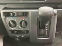 衝突被害軽減ブレーキ　コーナーセンサー　オートライト　プライバシーガラス　フロントパワーウィンドウ　オーバーヘッドシェルフ　スピーカー一体型ＡＭ・ＦＭラジオ　キーレスエントリー　アイドリングストップ（千葉県）の中古車