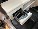 ナビ／ＴＶ／ＤＶＤ／ＢＴ／ＵＳＢ　オートライト　オートハイビーム　トップシェイドガラス　衝突被害軽減装置　誤発進抑制制御　横滑り防止装置　キーレスエントリー　盗難防止アラーム　電動格納ミラー　エアコン（千葉県）の中古車