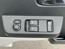 ４ＷＤ　ＣＶＴ　荷台三方開　リヤ４枚リーフ　荷台作業灯　ＬＥＤヘッドライト　パワーウィンドウ　電動格納ドアミラー　リヤスモークガラス　衝突被害軽減装置　キーフリー　ボタンスタート　大型アシストグリップ（千葉県）の中古車