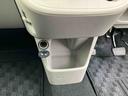 ＣＤチューナー　黒内装　１４インチアルミホイール　プッシュボタンスターター　運転席シートヒーター／リフター　オートエアコン　オート格納ドアミラー　横滑り防止装置　衝突被害軽減ブレーキ（千葉県）の中古車