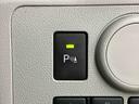 バックカメラ連動フルセグナビ　ＵＳＢ接続　ブルートゥース対応　オートライト　オートハイビーム　ＬＥＤヘッドライト　キーレスエントリー　前後コーナーセンサー　バニティーミラー付き左右サンバイザー（千葉県）の中古車