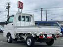 ４ＷＤ　オートマ　４枚リーフ　荷台三方開　荷台作業灯　大型ヘッドレスト　ハロゲンヘッドライト　マニュアルエアコン　パワーステアリング　サイドレバー式駐車ブレーキ　スピーカー一体型ＡＭ／ＦＭラジオ（千葉県）の中古車