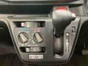衝突被害軽減ブレーキ　横滑り防止装置　前後コーナーセンサー　ＣＤラジオチューナー　ＡＵＸ接続　キーレスエントリー　オートライト　オートハイビーム　マニュアルレベリング機能付ハロゲンヘッドライト（千葉県）の中古車
