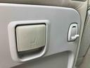 ８型ナビ／ＴＶ／ＤＶＤ／ＵＳＢ／ＢＴ　バックカメラ　衝突軽減装置　両側電動スライドドア　オートライト　キーフリー　ボタンスタート　盗難防止警報　オートＡ／Ｃ　ステアリングリモコン　足踏み式駐車ブレーキ（千葉県）の中古車