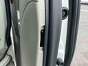 ８型ナビ／ＴＶ／ＤＶＤ／ＵＳＢ／ＢＴ　バックカメラ　衝突軽減装置　両側電動スライドドア　オートライト　キーフリー　ボタンスタート　盗難防止警報　オートＡ／Ｃ　ステアリングリモコン　足踏み式駐車ブレーキ（千葉県）の中古車