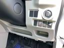 ＣＤ／ＡＭ：ＦＭラジオ／ＡＵＸ　オートライト　キーフリーシステム　イモビライザー　盗難防止アラーム　ボタンスタート　オートエアコン　足踏み式駐車ブレーキ　アイドリングストップ（千葉県）の中古車