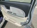 ＣＤ／ＡＭ：ＦＭラジオ／ＡＵＸ　オートライト　キーフリーシステム　イモビライザー　盗難防止アラーム　ボタンスタート　オートエアコン　足踏み式駐車ブレーキ　アイドリングストップ（千葉県）の中古車