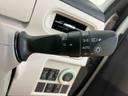 衝突被害軽減ブレーキ　横滑り防止装置　ＣＤラジオチューナー　ＡＵＸ接続　置きラクボックス　オートライト　オートハイビーム　ＬＥＤヘッドライト　助手席シートアンダートレイ　アイドリングストップ（千葉県）の中古車