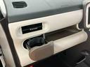 衝突被害軽減ブレーキ　横滑り防止装置　ＣＤラジオチューナー　ＡＵＸ接続　置きラクボックス　オートライト　オートハイビーム　ＬＥＤヘッドライト　助手席シートアンダートレイ　アイドリングストップ（千葉県）の中古車