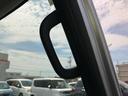 衝突被害軽減ブレーキ　コーナーセンサー　オートライト　プライバシーガラス　フロントパワーウィンドウ　オーバーヘッドシェルフ　スピーカー一体型ＡＭ・ＦＭラジオ　キーレスエントリー　アイドリングストップ（千葉県）の中古車