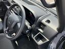 衝突被害軽減ブレーキ　コーナーセンサー　オートライト　プライバシーガラス　フロントパワーウィンドウ　オーバーヘッドシェルフ　スピーカー一体型ＡＭ・ＦＭラジオ　キーレスエントリー　アイドリングストップ（千葉県）の中古車