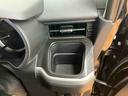 バックカメラ連動フルセグナビ　ＵＳＢ接続　ブルートゥース対応　ＥＴＣ　運転席シートヒーター　助手席シートバックポケット＋ショッピングフック　シートベルトアンカーアジャスター　助手席シートアンダートレイ（千葉県）の中古車