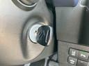 ８型ナビ／ＴＶ／ＤＶＤ／ＢＴ／ＵＳＢ　バックカメラ　ドラレコ　運転席シートヒーター　オートライト　衝突軽減装置　リヤ障害物センサー　キーレスエントリー　盗難防止アラーム　サイドレバー式駐車ブレーキ（千葉県）の中古車
