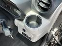 ナビ／ＢＴ／ＴＶ／ＤＩＳＣ　ＬＥＤヘッドライト　電動格納ドアミラー　プライバシーガラス　リヤシートヘッドレスト　キーレスエントリー　セキュリティアラーム　コーナーセンサー　衝突被害軽減ブレーキ（千葉県）の中古車