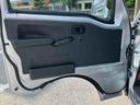 衝突被害軽減ブレーキ　ＣＤ／ＡＵＸ　荷台三方開　荷台作業灯　ＬＥＤヘッドライト　ＬＥＤフォグランプ　パワーウィンド　バッテリーカバー　工具箱（盗難防止キー付き）　リヤスモークガラス　キーレスエントリー（千葉県）の中古車
