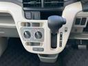 ＣＤチューナー／ＡＭ：ＦＭラジオ／ＡＵＸ　オートハイビーム　トップシェイドガラス　衝突軽減装置　誤発進抑制制御　前席大型アームレスト付ベンチシート　キーレスエントリー　盗難防止警報　チルトステアリング（千葉県）の中古車