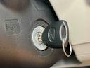 衝突被害軽減ブレーキ　横滑り防止装置　ＣＤラジオチューナー　ＵＳＢ接続　ＡＵＸ接続　ブルートゥース対応　オートハイビーム　マニュアルレベリング機能付ハロゲンヘッドライト　キーレスエントリー（千葉県）の中古車
