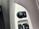 ＣＤ／ＵＳＢチューナー　電動格納ドアミラー　運転席シートリフター　キーレスエントリー　セキュリティアラーム　プライバシーガラス　横滑り防止装置　衝突被害軽減ブレーキ　アイドリングストップ（千葉県）の中古車