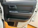スマアシ　ダイハツ予防安全機能　前後コーナーセンサー　オーバーヘッドシェルフ　スピーカー一体型ラジオチューナー　キーレスエントリー　荷室マット　マニュアルレベリング機能付ハロゲンヘッドライト（千葉県）の中古車