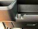 スマアシ　ダイハツ予防安全機能　前後コーナーセンサー　オーバーヘッドシェルフ　スピーカー一体型ラジオチューナー　キーレスエントリー　荷室マット　マニュアルレベリング機能付ハロゲンヘッドライト（千葉県）の中古車