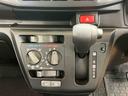 衝突被害軽減ブレーキ　横滑り防止装置　前後コーナーセンサー　オートライト　オートハイビーム　マニュアルレベリング機能付ハロゲンヘッドライト　キーレスエントリー　アイドリングストップ（千葉県）の中古車
