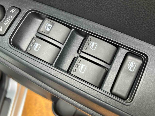 タントＸ　ＬＥＤヘッドランプ　前席シートヒーター　キーフリー保証１年間距離無制限付き　片側電動スライドドア　ミラクルオープンドア　オートライト　ＬＥＤヘッドランプ　オートエアコン　サンシェード　運転席シートリフター　キーフリーシステム（東京都）の中古車