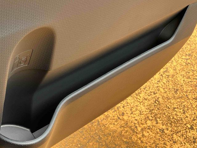 タントＸ　ＬＥＤヘッドランプ　前席シートヒーター　キーフリー保証１年間距離無制限付き　片側電動スライドドア　ミラクルオープンドア　オートライト　ＬＥＤヘッドランプ　オートエアコン　サンシェード　運転席シートリフター　キーフリーシステム（東京都）の中古車
