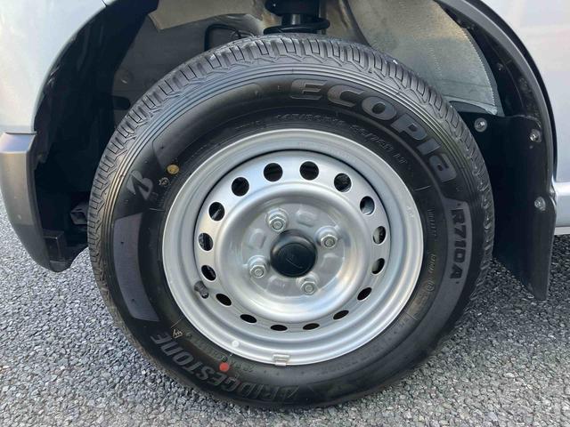 ハイゼットカーゴＤＸＦＲ専用ＣＶＴ　マルチリフレクターヘッドランプ　オーバーヘッドコンソール　６コーナーセンサー　キーレスエントリー　助手席前倒し機構　ＡＭ／ＦＭ付きＣＤステレオ（東京都）の中古車