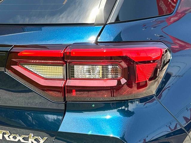 ロッキープレミアムＧ　クルーズコントロール　ＬＥＤヘッドランプ保証　新車保証・まごころ保証　１年間・走行距離無制限付き　アダプティブクルーズコントロール　全方位カメラ　ＬＥＤヘッドランプ　ＬＥＤフォグランプ　前席シートヒーター　電動パーキングブレーキ（東京都）の中古車