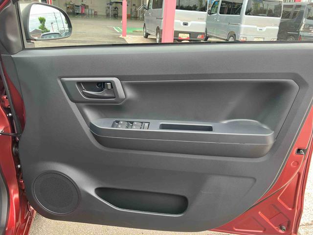 ミライースＬ　ＳＡIII　前後コーナーセンサー標準装備！！保証　新車保証・まごころ保証　１年間・走行距離無制限付き・　走行距離４，３７２ｋｍ　・ＣＤチューナー　前後コーナーセンサー　マニュアルエアコン　パワーウィンドウ　オートハイビーム　　キーレスエントリー（東京都）の中古車