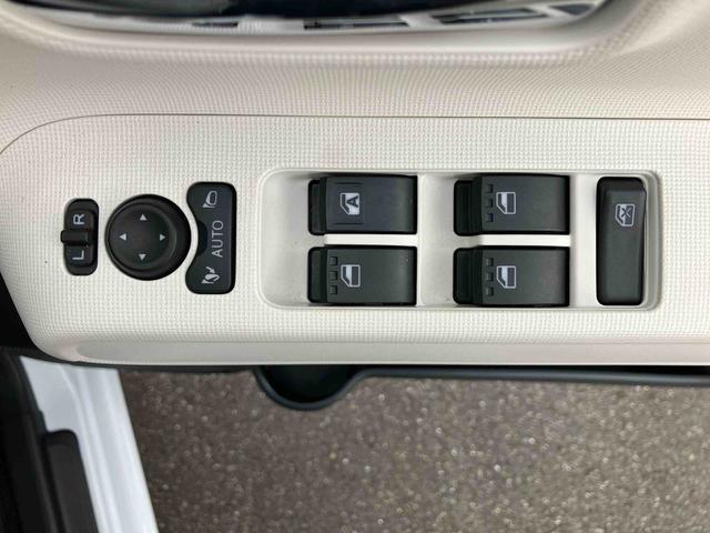 ムーヴキャンバスストライプスＧ　パノラマモニター標準装備！保証　新車保証・まごころ保証　１年間・走行距離無制限付き　走行距離１，４０５ｋｍ　ＣＤチューナー　パノラマモニター　両側電動スライドドア　シートヒーター　オートライト　ＬＥＤヘッドライト　スマートキー（東京都）の中古車