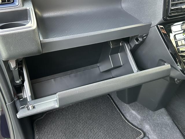 タントカスタムＲＳ保証　新車保証・まごころ保証　１年間・走行距離無制限付き（東京都）の中古車