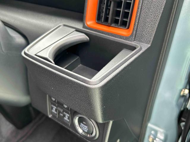 タントファンクロスターボ　スマホ連携９インチディスプレイオーディオ保証　新車保証・まごころ保証　１年間・走行距離無制限付き　スマホ連携９インチディスプレイオーディオ　パノラマモニター　両側電動スライドドア　電動パーキングブレーキ　前席シートヒーター（東京都）の中古車